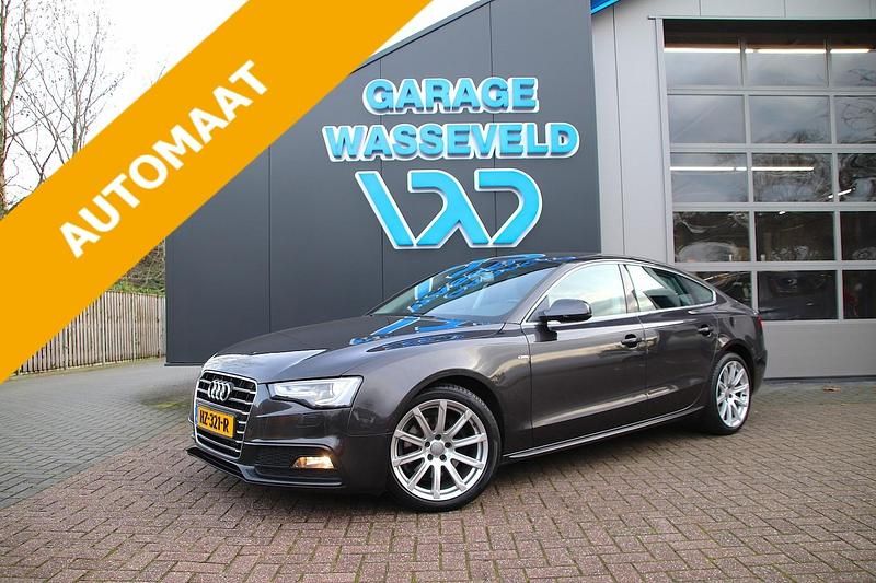 Grijs Gebruikt 2016 Audi A5 Hatchback | € 16.395 (Eerlijke prijs) - Afbeelding 1/4