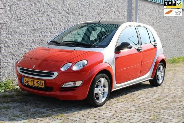 Grijs Gebruikt 2006 Smart ForFour Hatchback | € 1.650 (Eerlijke prijs) - Afbeelding 1/4