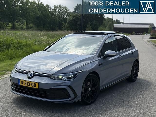 Grijs Gebruikt 2022 VW Golf VIII R-line Hatchback | € 29.450 (Eerlijke prijs) - Afbeelding 1/4