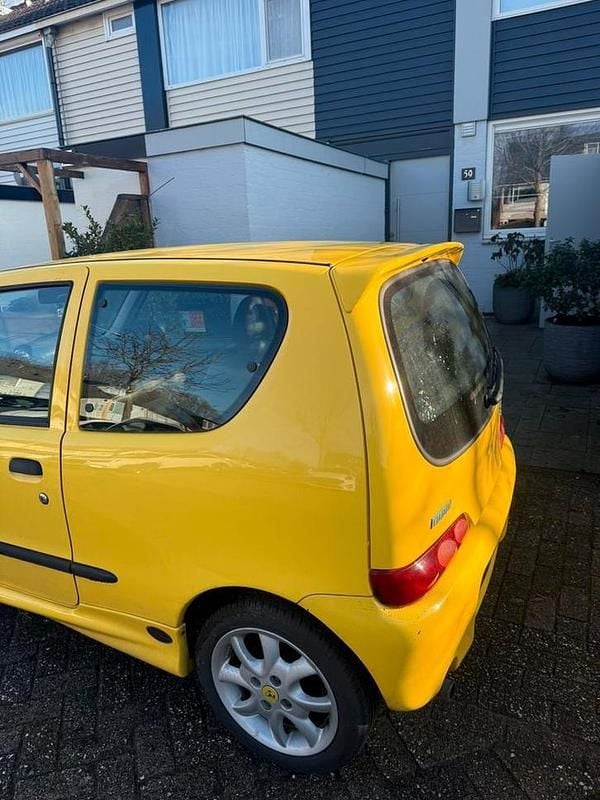 Occasion 2001 Fiat Seicento Hatchback | € 1.600 (Duur) - Afbeelding 1/4