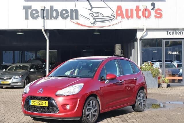 Rood Gebruikt 2011 Citroën C3 SELECTION Hatchback | € 2.985 (Eerlijke prijs) - Afbeelding 1/4