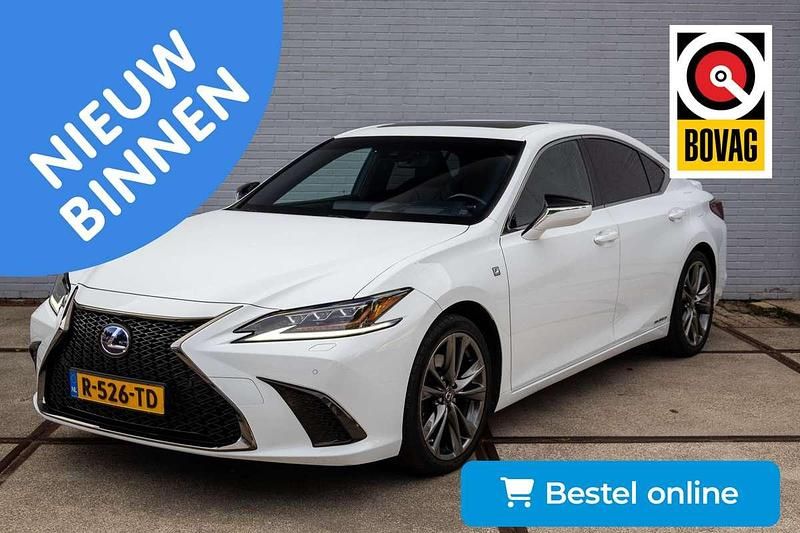 Wit Gebruikt 2019 Lexus ES300 Business Edition Sedan | € 35.950 - Afbeelding 1/4