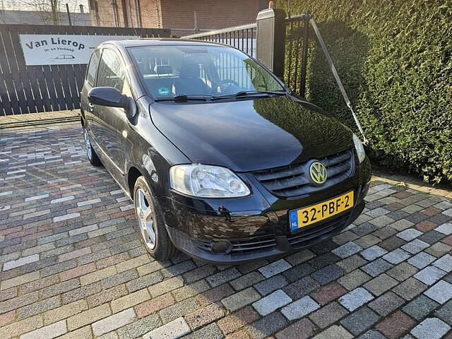 Occasion VW Fox Trendline 54 PK (39 kW) 2011 Zwart Hatchback