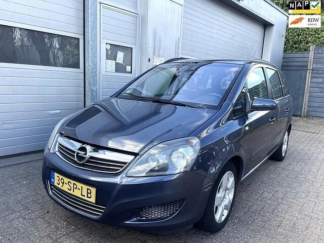 Grijs Gebruikt 2006 Opel Zafira Executive MPV | € 500 (Super prijs) - Afbeelding 1/4