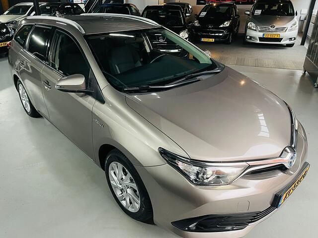 Occasion Toyota Auris Touring Sports 99 PK (72 kW) 2015 Bruin Stationwagen
