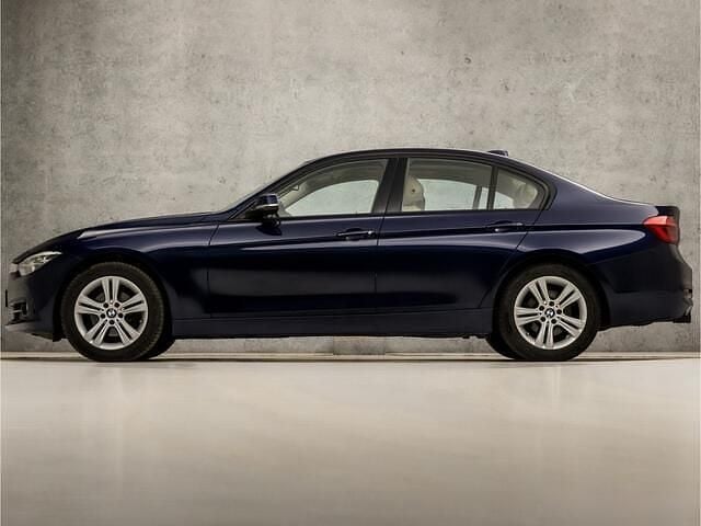 Occasion BMW 318 Executive 136 PK (100 kW) 2016 Blauw (metallic) Sedan