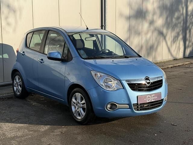Occasion Opel Agila Edition 68 PK (50 kW) 2012 Blauw (metallic) Hatchback