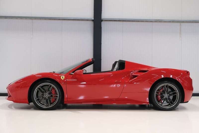 Rood Gebruikt 2019 Ferrari 488 Cabriolet | € 299.500 (Eerlijke prijs) - Afbeelding 1/4