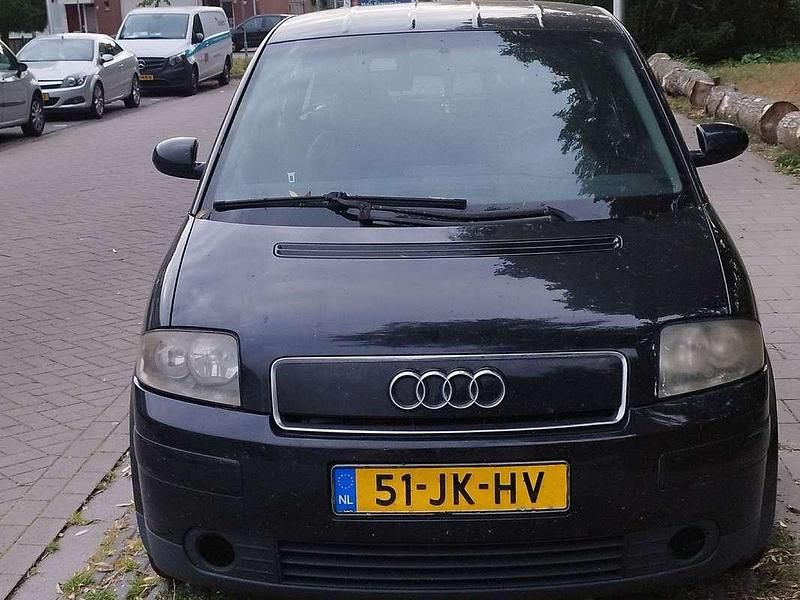 Gebruikt 2002 Audi A2 Hatchback | € 600 (Iets duurder) - Afbeelding 1/4