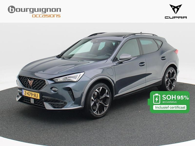 Grijs Occasion 2022 Cupra Formentor VZ SUV | € 27.750 (Eerlijke prijs) - Afbeelding 1/4