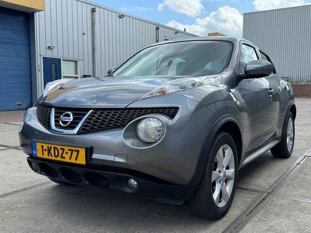 Grijs Gebruikt 2013 Nissan Juke Acenta SUV | € 6.250 - Afbeelding 1/4