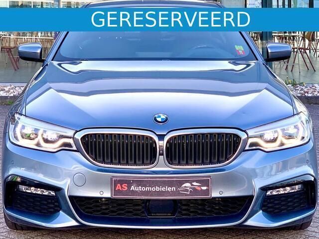 Grijs Gebruikt 2017 BMW 530e iPerformance Sedan | € 36.950 - Afbeelding 1/4