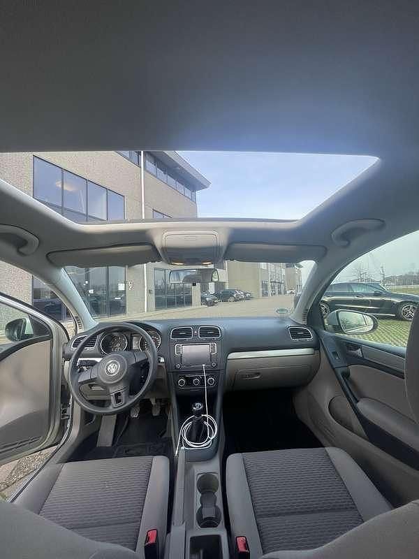 Grijs Occasion 2009 VW Golf V Trendline Stationwagen | € 5.900 (Eerlijke prijs) - Afbeelding 1/4