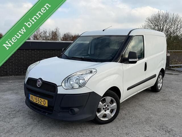 Wit Gebruikt 2014 Fiat Doblò MPV | € 2.250 (Super prijs) - Afbeelding 1/4