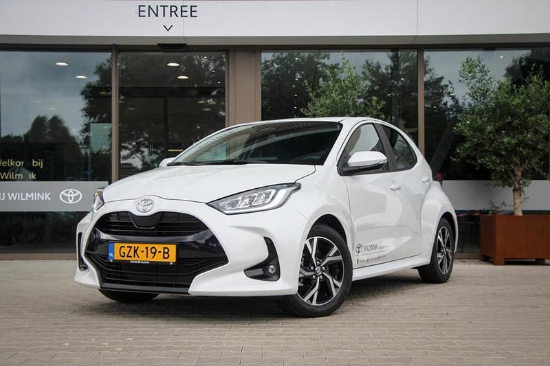 Gebruikt 2025 Toyota Yaris Hybrid Edition | € 29.995 (Eerlijke prijs) - Afbeelding 1/1