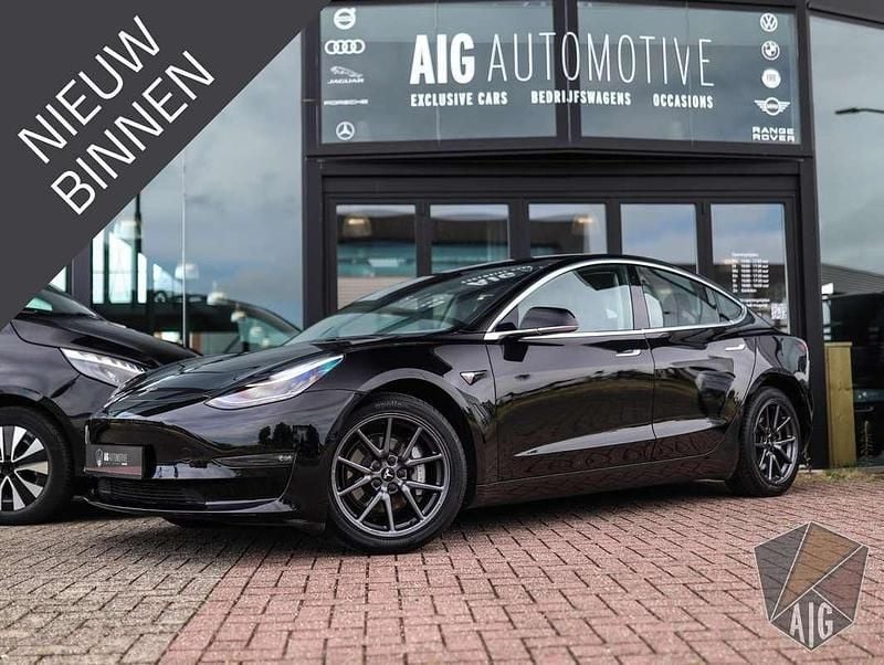 Zwart Gebruikt 2019 Tesla Model 3 Long Range Sedan | € 20.950 (Eerlijke prijs) - Afbeelding 1/4