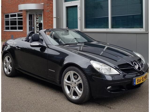 Zwart Gebruikt 2006 Mercedes SLK200 Cabriolet | € 8.250 (Goede deal) - Afbeelding 1/4