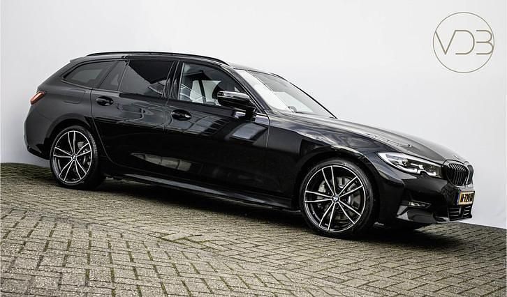 Occasion BMW 330 Executive 259 PK (190 kW) 2020 Zwart Stationwagen