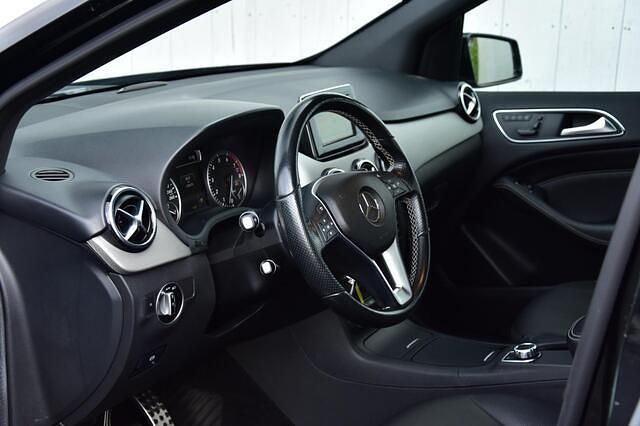 Occasion Mercedes B250 Prestige 211 PK (155 kW) 2014 Zwart MPV