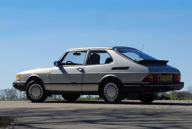 Occasion Saab 900 99 PK (72 kW) 1989 Grijs Hatchback