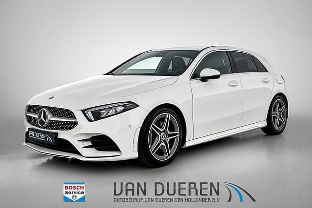 Wit Gebruikt 2020 Mercedes A180 Business Hatchback | € 20.350 (Goede deal) - Afbeelding 1/4