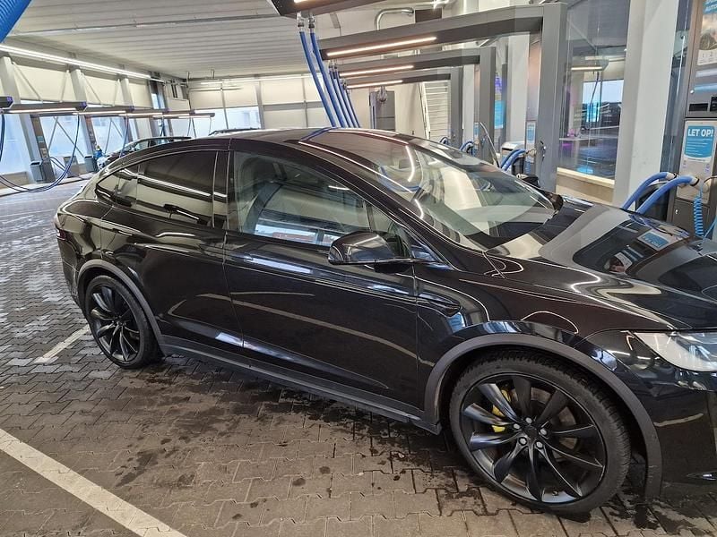 Zwart (metallic) Occasion 2018 Tesla Model X SUV | € 34.895 (Duur) - Afbeelding 1/4