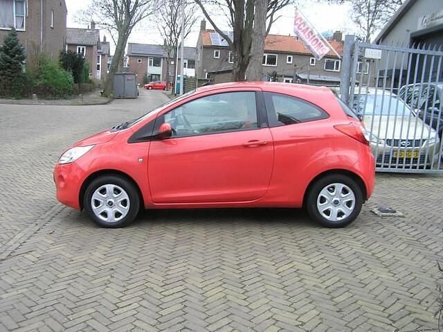Occasion Ford Ka Trend 69 PK (50 kW) 2010 Rood Hatchback