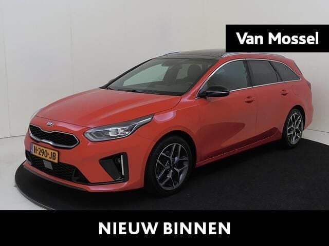 Rood Gebruikt 2020 Kia Ceed Sportswagon GT-Line Stationwagen | € 22.940 (Duur) - Afbeelding 1/4