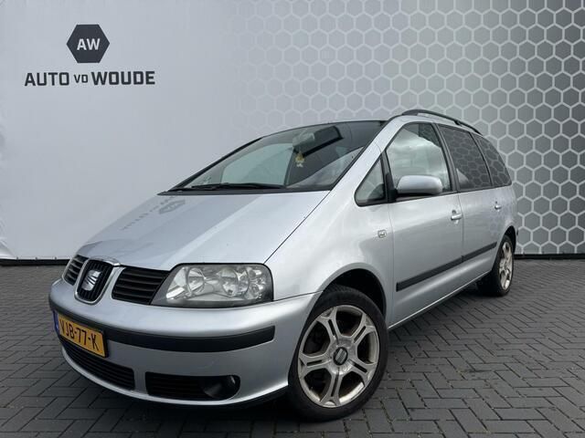 Zilver Gebruikt 2005 Seat Alhambra MPV | € 2.250 (Duur) - Afbeelding 1/4