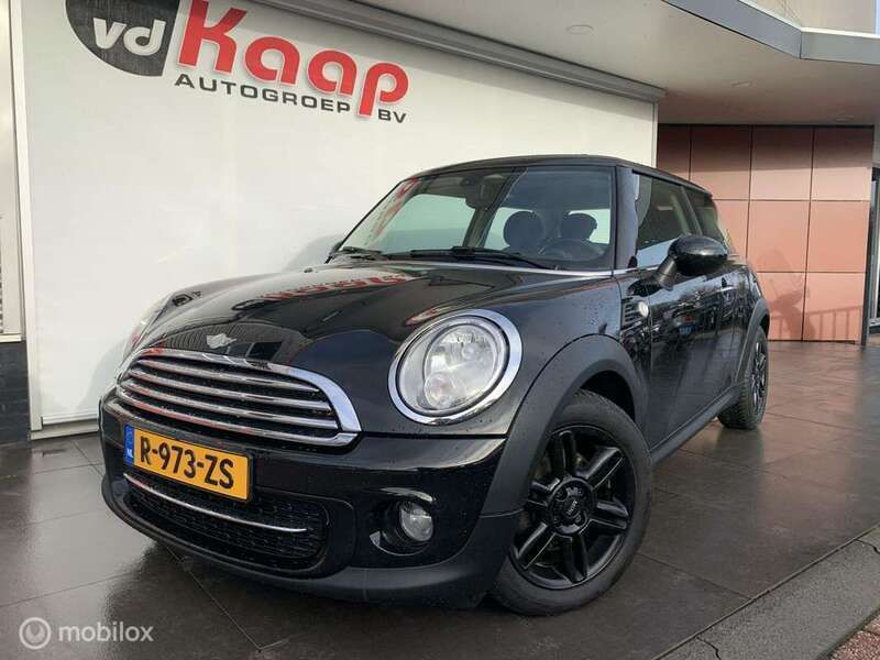 Zwart Gebruikt 2012 Mini Cooper D Business Hatchback | € 7.995 - Afbeelding 1/4