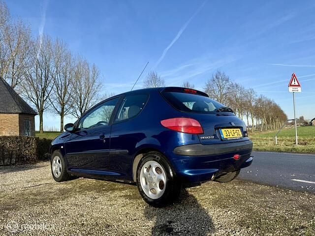 Occasion Peugeot 206 75 PK (55 kW) 2002 Blauw Hatchback