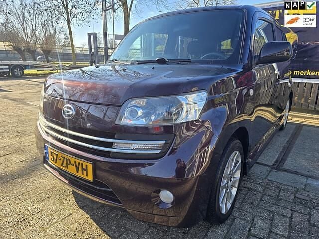 Occasion Daihatsu Materia 103 PK (75 kW) 2008 Rood MPV