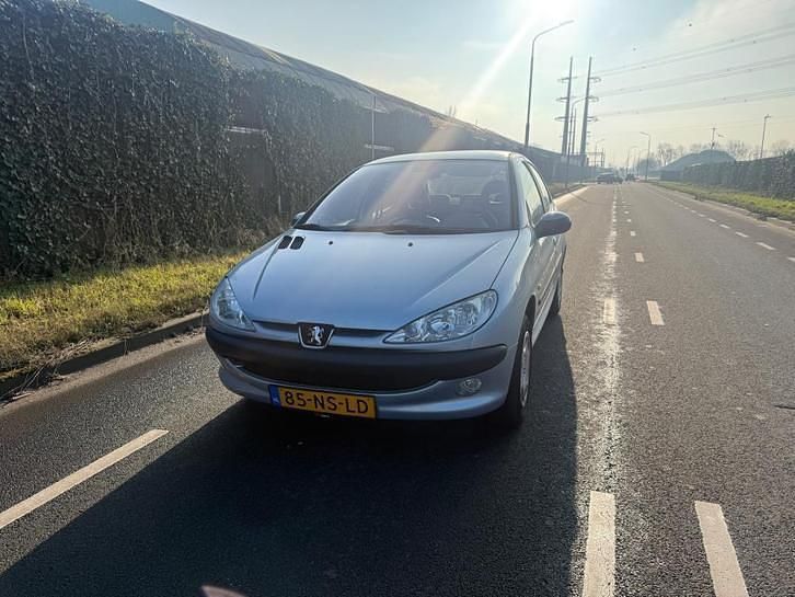 Occasion Peugeot 206 Premium 75 PK (55 kW) 2004