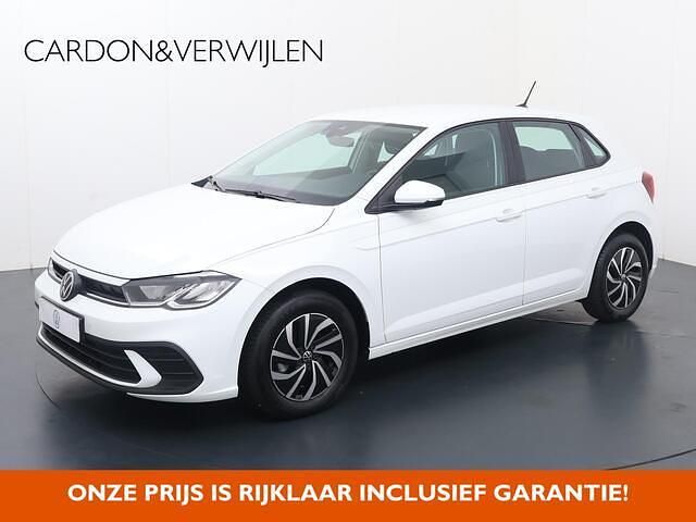 Wit Gebruikt 2023 VW Polo Life Hatchback | € 21.440 (Eerlijke prijs) - Afbeelding 1/4