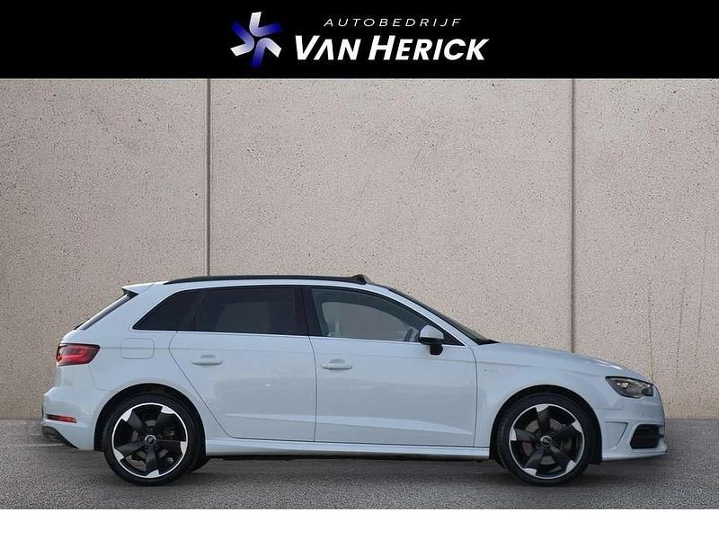 Occasion Audi A3 Sportback e-tron S-Line 204 PK (150 kW) 2015 Wit Hatchback
