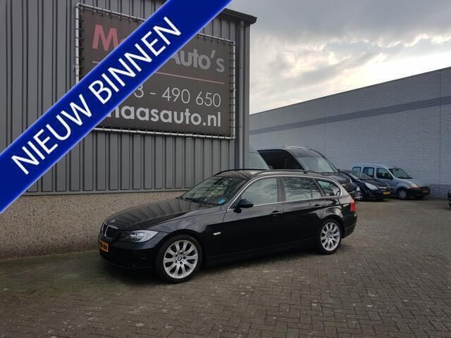 Zwart Gebruikt 2006 BMW 325 Executive Stationwagen | € 8.999 (Duur) - Afbeelding 1/4