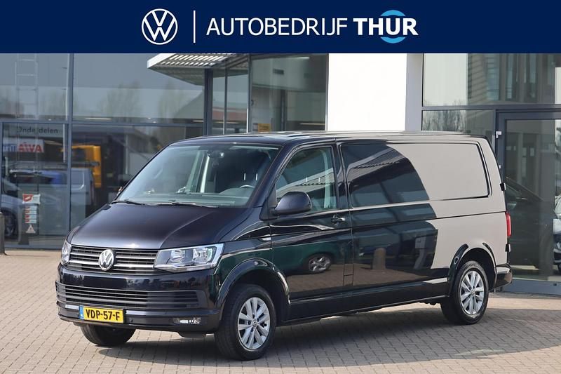 Zwart Gebruikt 2019 VW T6.1 Highline Van | € 23.950 (Eerlijke prijs) - Afbeelding 1/4