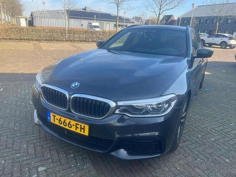 Occasion BMW 530 252 PK (185 kW) 2020 Grijs Stationwagen