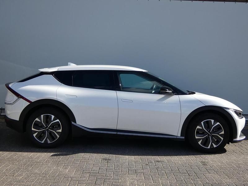 Occasion Kia EV6 Air 41 kW (57 PK) 2022 Wit, metallic lak SUV
