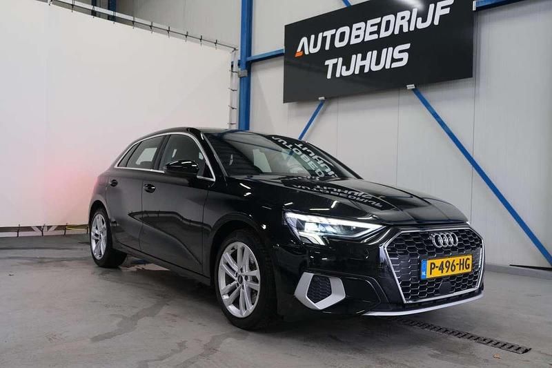 Occasion Audi A3 Sportback e-tron Premium 110 PK (80 kW) 2022 Zwart Hatchback