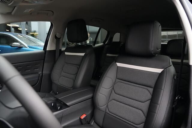 Nieuw Citroën C5 Shine 223 PK (164 kW) 2025 Grijs SUV