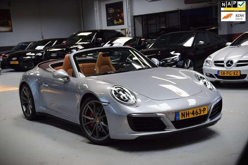 Grijs Gebruikt 2017 Porsche 911 Carrera 4S Cabriolet Sport Cabriolet | € 106.800 (Super prijs) - Afbeelding 1/4