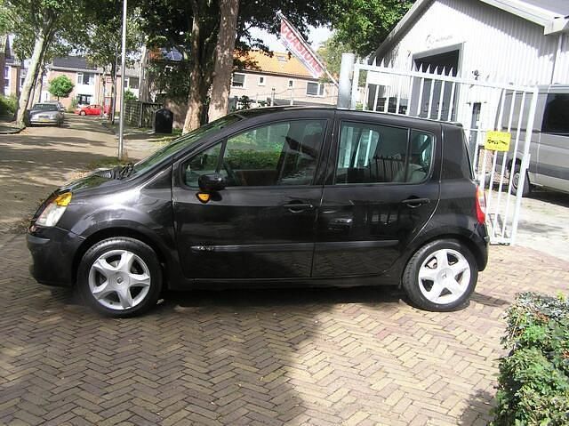 Occasion Renault Modus Dynamique 98 PK (72 kW) 2005 Zwart MPV