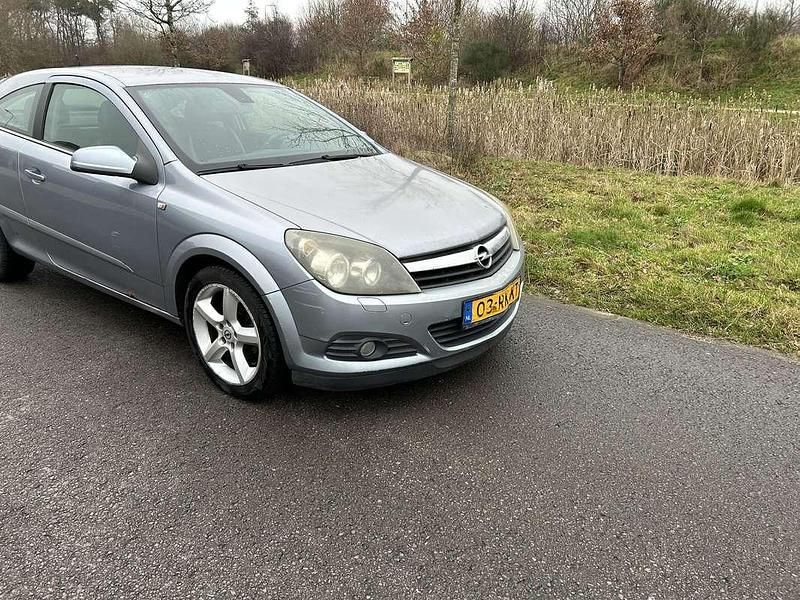 Occasion Opel Astra Sport 101 PK (74 kW) 2005 Coupé