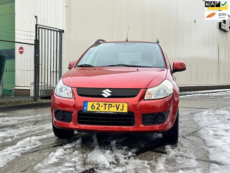 Oranje Occasion 2007 Suzuki SX4 Comfort MPV | € 1.950 (Goede deal) - Afbeelding 1/4