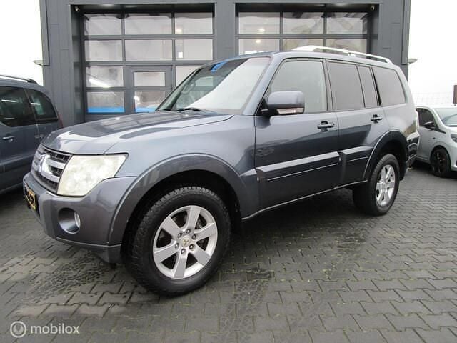 Blauw (metallic) Gebruikt 2009 Mitsubishi Pajero Instyle SUV | € 7.950 - Afbeelding 1/4