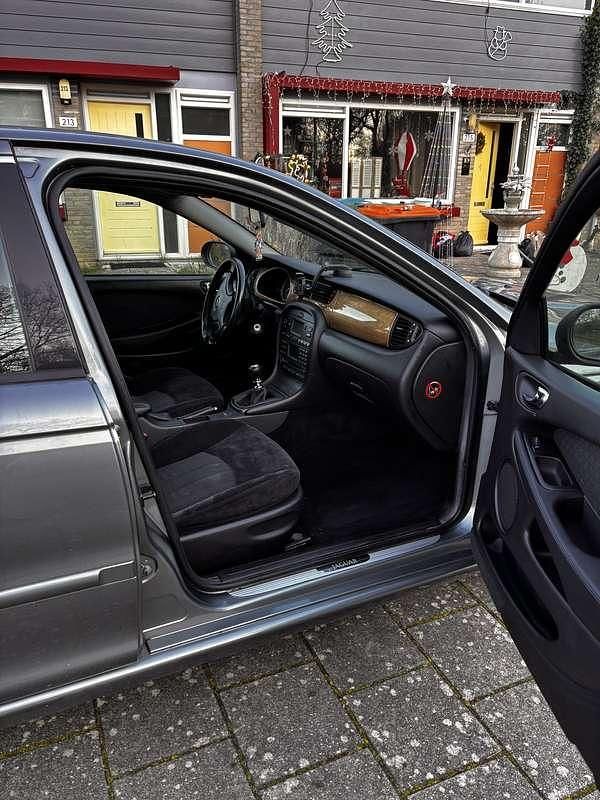 Occasion Jaguar X-type 156 PK (114 kW) 2003 Grijs Sedan
