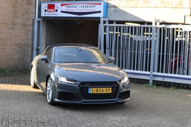Grijs Gebruikt 2015 Audi TT Roadster Proline Cabriolet | € 24.999 - Afbeelding 1/4