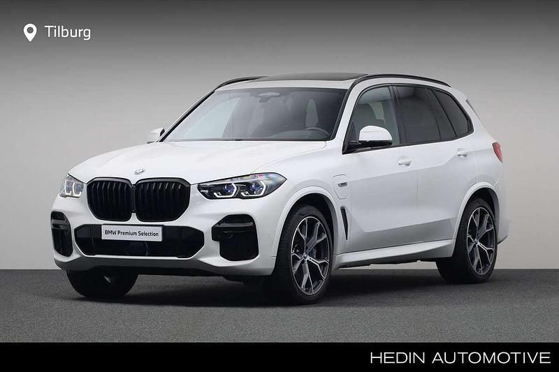 Wit, metallic lak Gebruikt 2022 BMW X5 Executive SUV | € 67.880 - Afbeelding 1/4