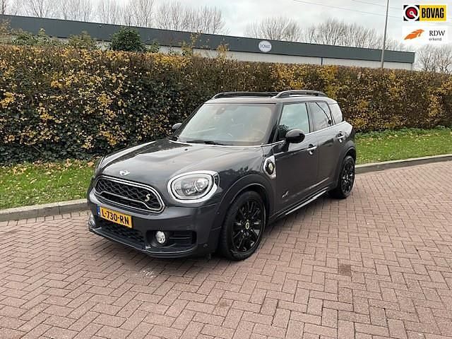 Grijs Gebruikt 2017 Mini Cooper Countryman Chili SUV | € 23.950 (Eerlijke prijs) - Afbeelding 1/4